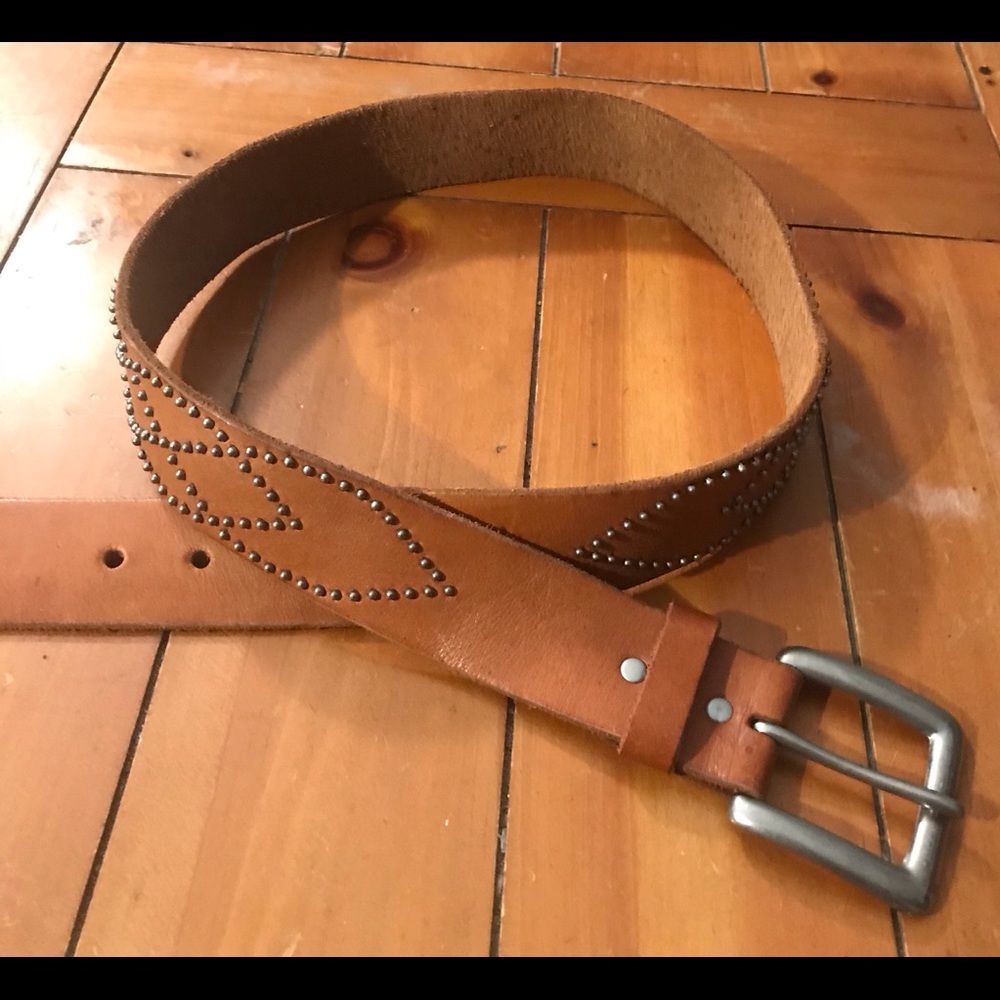 Old Navy Genuine Leather Studded M Belt - Picture 2 of 8
